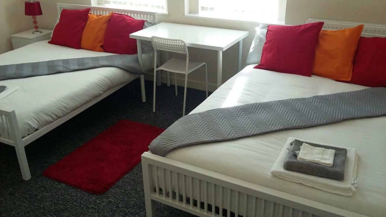 Crel Serviced Apartment- Anfield & Everton Area -Sleeps 7 Liverpool Exterior foto